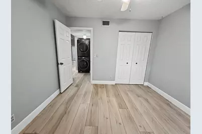 330 Palmwood Place #210, Boca Raton, FL 33431 - Photo 7