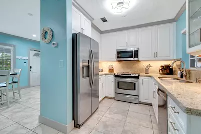 310 Gulfstream Drive, Delray Beach, FL 33444 - Photo 13