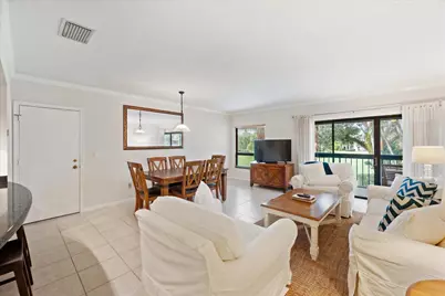 13334 Polo Club Road #329, Wellington, FL 33414 - Photo 7