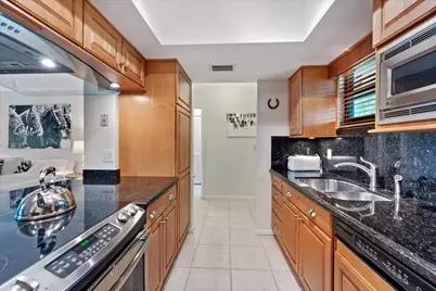 13334 Polo Club Road #329, Wellington, FL 33414 - Photo 5