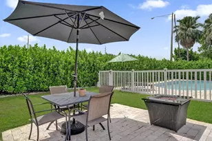 1711 W Oak Knoll Cir, Davie, FL 33324 - Photo 33