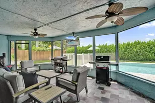 1711 W Oak Knoll Cir, Davie, FL 33324 - Photo 27