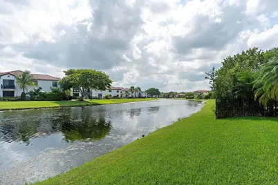 11824 SW 13th Court, Pembroke Pines, FL 33025 - Photo 43