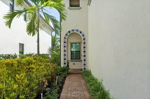 11824 SW 13th Ct, Pembroke Pines, FL 33025 - Photo 5