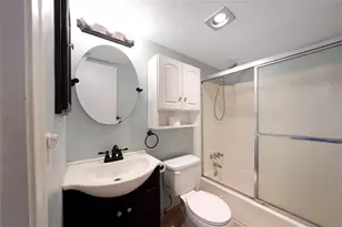 7500 NW 30th Pl, Sunrise, FL 33313 - Photo 9
