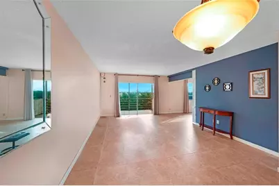 7500 NW 30th Place #402, Sunrise, FL 33313 - Photo 5