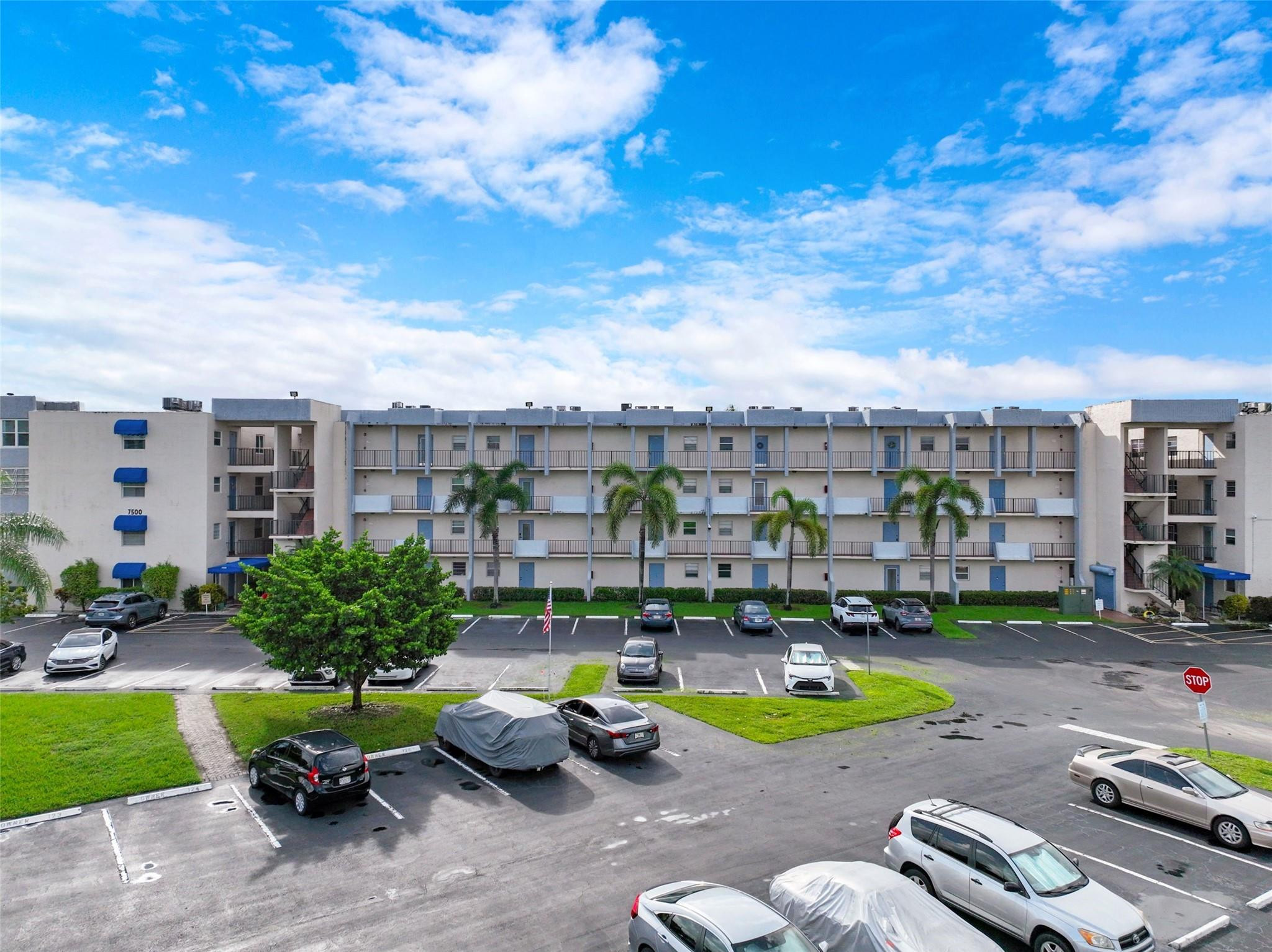 7500 NW 30th Pl #402 - 7500 NW 30th Pl #402, Sunrise, FL 33313 Luxury Property | Jose Angel Pina