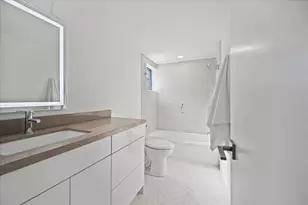11311 Pond View Dr, Wellington, FL 33414 - Photo 19