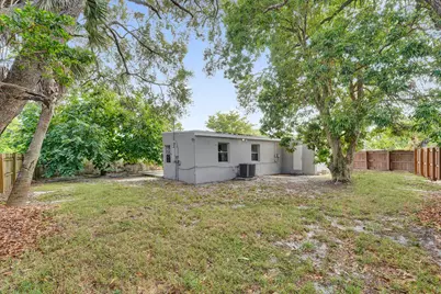 1628 NW 11th Street, Fort Lauderdale, FL 33311 - Photo 25
