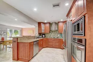 168 SE 31st Ave, Boynton Beach, FL 33435 - Photo 1