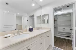 1035 W Heritage Club Cir, Delray Beach, FL 33483 - Photo 9