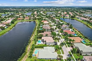 11727 Paradise Cove Ln, Wellington, FL 33449 - Photo 31