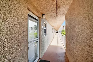 2615 NE 1st Ct, Boynton Beach, FL 33435 - Photo 3