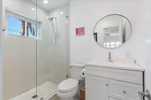 2740 NE 25th Pl, Fort Lauderdale, FL 33305 - Photo 17