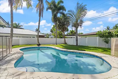 2740 NE 25th Place, Fort Lauderdale, FL 33305 - Photo 3