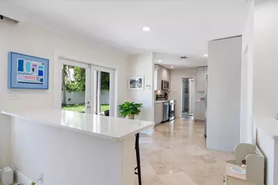 2740 NE 25th Place, Fort Lauderdale, FL 33305 - Photo 11