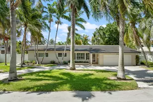 2740 NE 25th Pl, Fort Lauderdale, FL 33305 - Photo 1