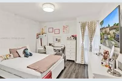 833 NW 81st Avenue, Plantation, FL 33324 - Photo 23