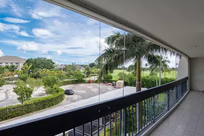 2400 Presidential Way #302, West Palm Beach, FL 33401 - Photo 23