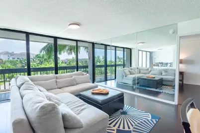 2400 Presidential Way #302, West Palm Beach, FL 33401 - Photo 1