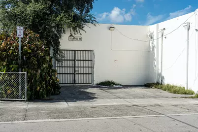 102 NW 22nd Avenue, Miami, FL 33125 - Photo 5