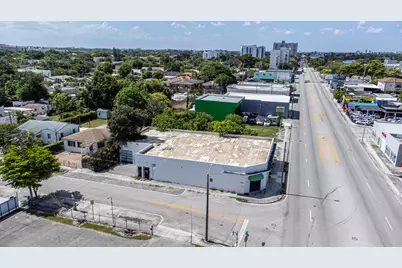 102 NW 22nd Avenue, Miami, FL 33125 - Photo 13