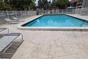 5229 SW 40th Ave, Dania Beach, FL 33314 - Photo 15