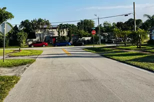 1270 NW 54th Ave, Lauderhill, FL 33313 - Photo 7
