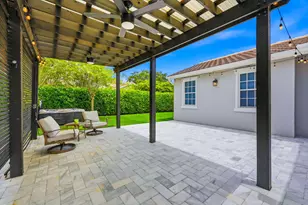 4762 Village Way, Davie, FL 33314 - Photo 37