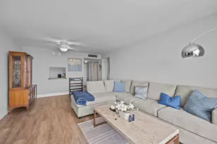 470 Executive Center Dr, West Palm Beach, FL 33401 - Photo 5