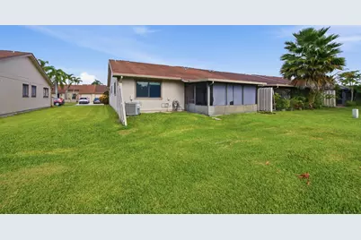 18 Winchmore Lane, Boynton Beach, FL 33426 - Photo 25