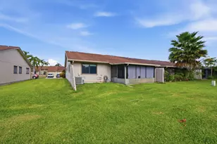 18 Winchmore Ln, Boynton Beach, FL 33426 - Photo 25