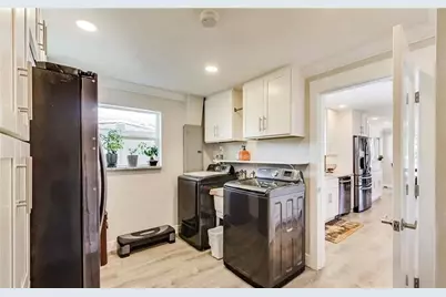 361 SE 9th Court, Pompano Beach, FL 33060 - Photo 9