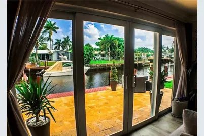 361 SE 9th Court, Pompano Beach, FL 33060 - Photo 7