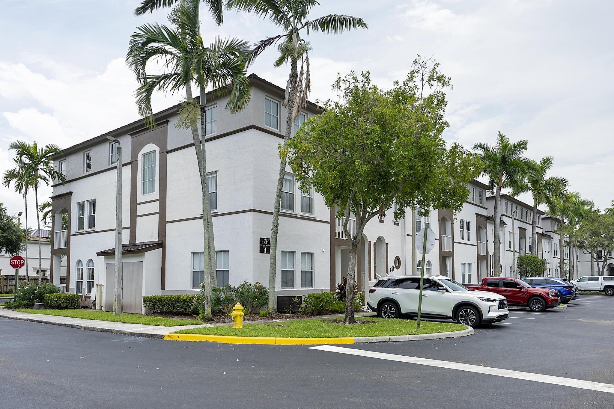 4331 SW 160th Ave #103 - 4331 SW 160th Ave #103, Miramar, FL 33027 Luxury Property | Jose Angel Pina