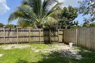6902 SW 15th St, North Lauderdale, FL 33068 - Photo 43