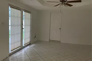 6902 SW 15th St, North Lauderdale, FL 33068 - Photo 19