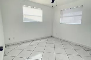 6902 SW 15th St, North Lauderdale, FL 33068 - Photo 21