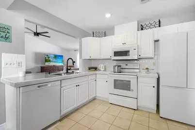 255 SW Glenwood Drive, Port Saint Lucie, FL 34984 - Photo 9