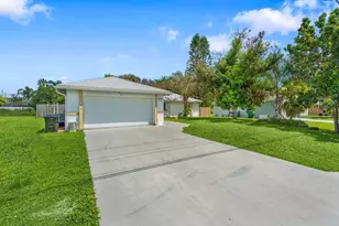 255 SW Glenwood Dr, Port Saint Lucie, FL 34984 - Photo 3