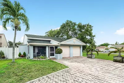 28 Paxford Lane, Boynton Beach, FL 33426 - Photo 1
