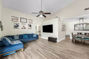 28 Paxford Ln, Boynton Beach, FL 33426 - Photo 15