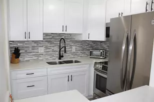 221 N Norwich J, West Palm Beach, FL 33417 - Photo 9