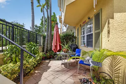 11812 Valencia Gardens Avenue, Palm Beach Gardens, FL 33410 - Photo 9