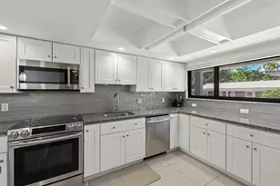 665 SE 21st Ave, Deerfield Beach, FL 33441 - Photo 9