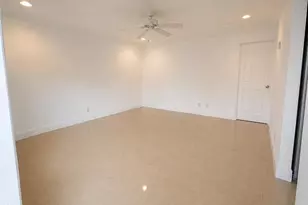 101 SW 3rd Ave, Boca Raton, FL 33432 - Photo 3