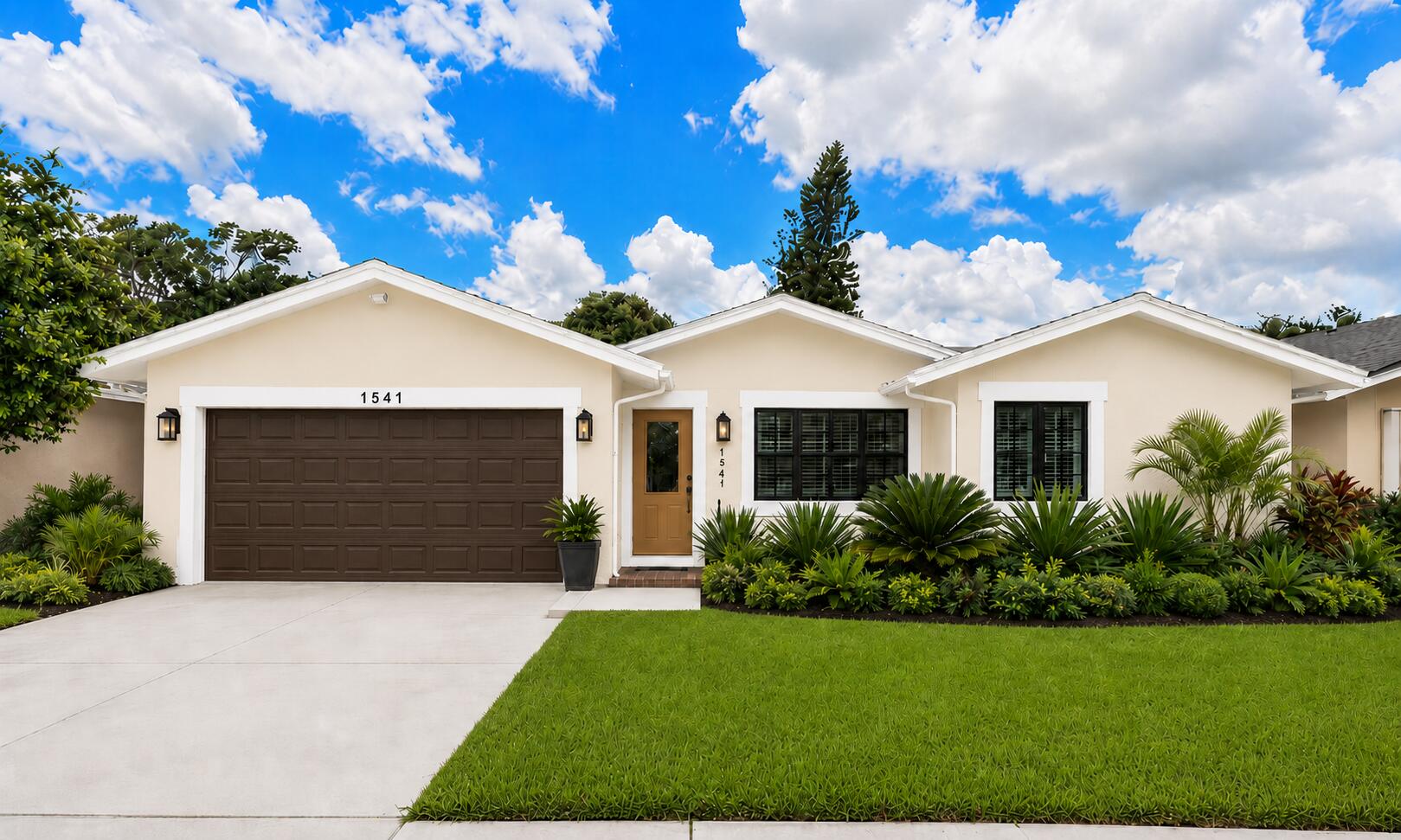 1541 SW 102nd Terrace - 1541 SW 102nd Terrace, Davie, FL 33324 Luxury Property | Jose Angel Pina