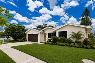 1541 SW 102nd Terrace, Davie, FL 33324 - Photo 3