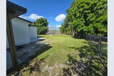 20520 NW 26th Court, Miami Gardens, FL 33056 - Photo 9