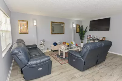 314 Chatham P, West Palm Beach, FL 33417 - Photo 9